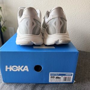 Women’s Hoka Clifton 10